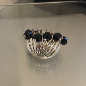 Silvertone Black Geometric-Cut Dangle Beads Ring